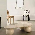 Дизайнерский журнальный стол с изогнутой столешницей на круглых ножках Rigilyr варинант исполнения - 2 | Loft Concept в Тюмени