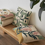 Подушка с цветочным принтом Blooming Elegance Lily варинант исполнения - 6 | Loft Concept в Тюмени