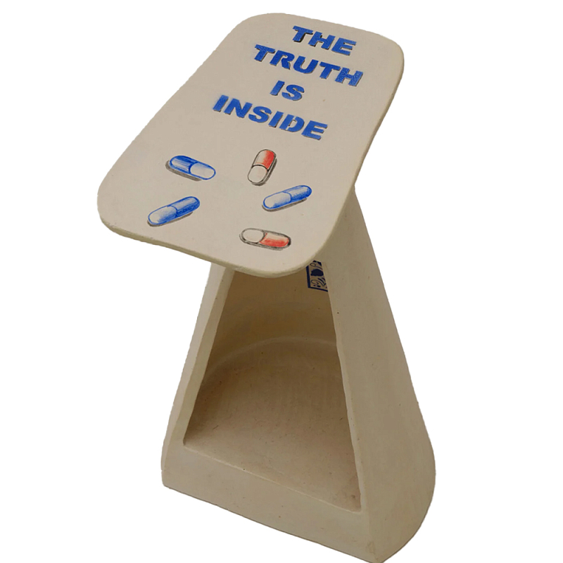 Журнальный столик The Truth Is Inside Бежевый Синий Журнальный столик The Truth Is Inside Бежевый Синий в Тюмени | Loft Concept