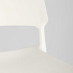 Пластиковый стул на ножках из массива бука Ferret White варинант исполнения - 9 | Loft Concept в Тюмени