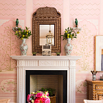 Обои ручная роспись Jharokha Arches Original colourway on pink painted Xuan paper варинант исполнения - 4 | Loft Concept в Тюмени