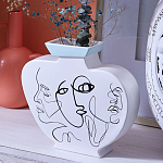 Ваза плоская белая с абстрактными черными линиями в форме лиц Faces of Imagination варинант исполнения - 3 | Loft Concept в Тюмени