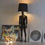 Лампа MALE MANNEQUIN LAMP с абажуром открытый позинг варинант исполнения - 3 | Loft Concept в Тюмени