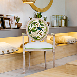 Стул с подлокотниками золотистый из бука с изображением птиц и цветов Blooming Birds варинант исполнения - 4 | Loft Concept в Тюмени