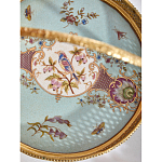 Блюдо круглое с ручкой и голубым фарфоровым дном с цветочным рисунком Blue Garden варинант исполнения - 2 | Loft Concept в Тюмени