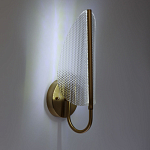 Бра с изогнутым рельефным плафоном Textured Glass варинант исполнения - 2 | Loft Concept в Тюмени